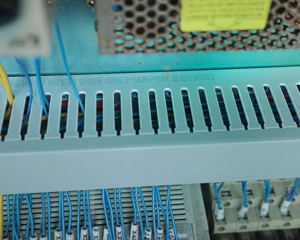 Apa model umum dan spesifikasi saluran plastik PVC?